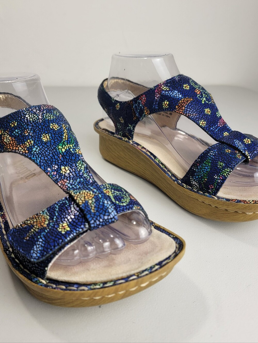 Alegria Women’s Kendra Leather Sandals Birdland Mosaic Adjustable EU37/US 7-7.5